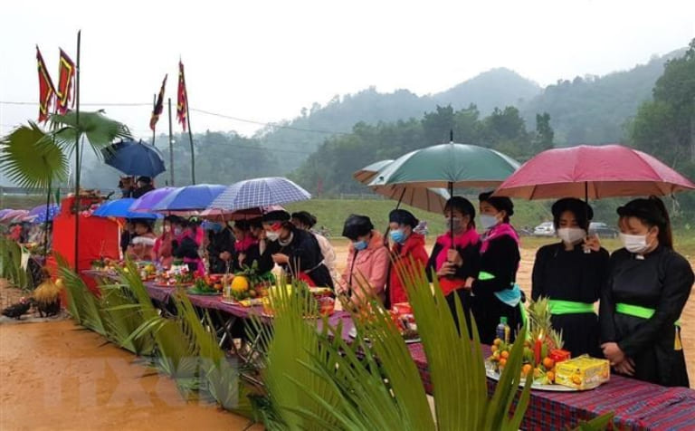 Lễ hội Lồng Tồng diễn ra hàng năm tại chùa Sùng Khánh Hà Giang