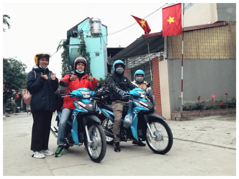 Sau đó thuê xe máy tại Hà Giang để trải nghiệm mảnh đất này 