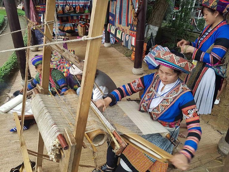 Làng dệt Lùng Tám: Địa danh giữ trọn văn hoá dân tộc Hà Giang