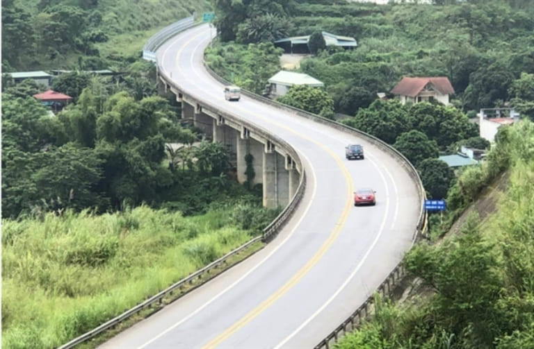 Cung đường di chuyển giữa hai tỉnh Tuyên Quang - Hà Giang