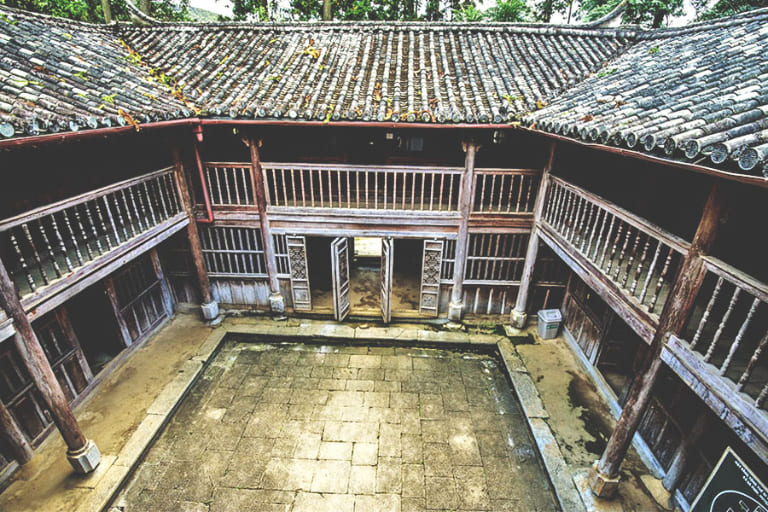 Nét kiến trúc cổ điển và độc đáo tại dinh thự họ Vương