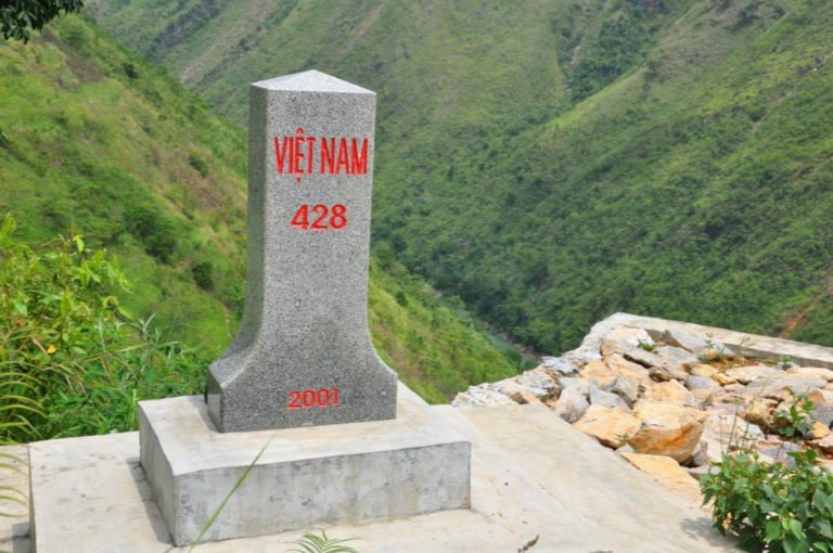 Cột mốc 428 - ranh giới hai quốc gia Việt Nam và Trung Quốc