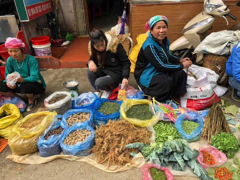Chợ phiên Đồng Văn 