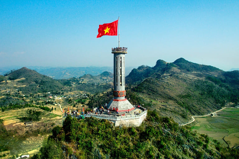 Cột cờ Lũng Cú - điểm cực bắc Việt Nam